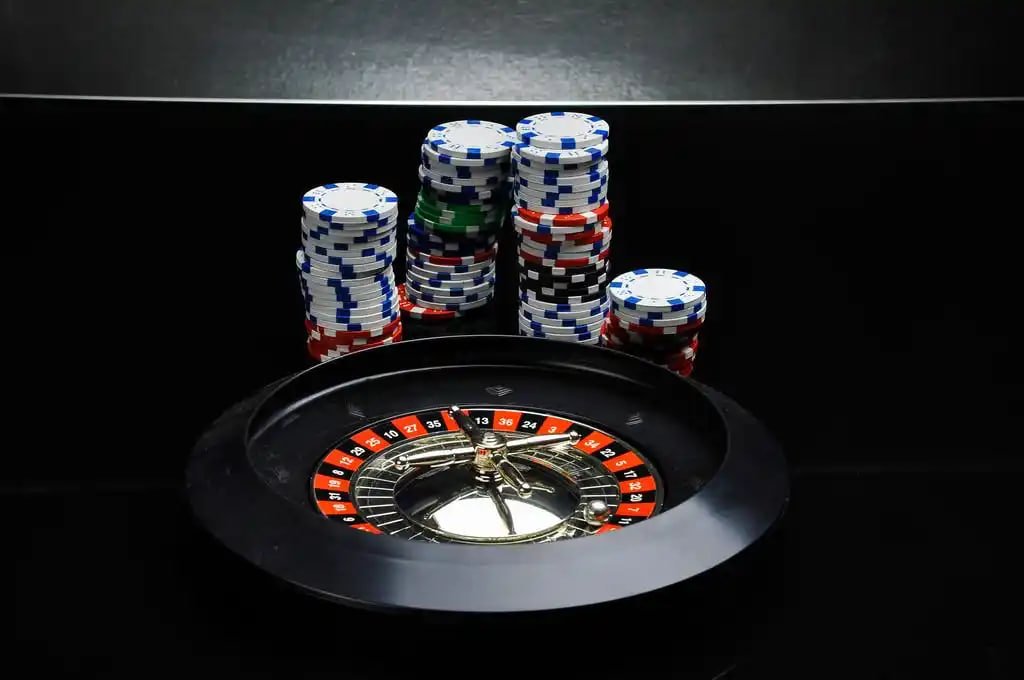 jili77 platform overview showing sports and casino categories on a smartphone